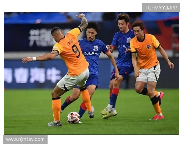 申花中场控场能力不足，体系设计与球员适配性面临考验